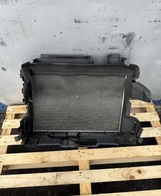 Jeep Renegade Radiator set 52157307 52181757 52084518