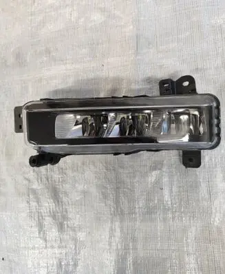 BMW 3 G20 G21 Front fog light 8089525