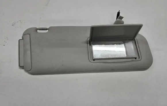 Mazda CX-7 Sun visor