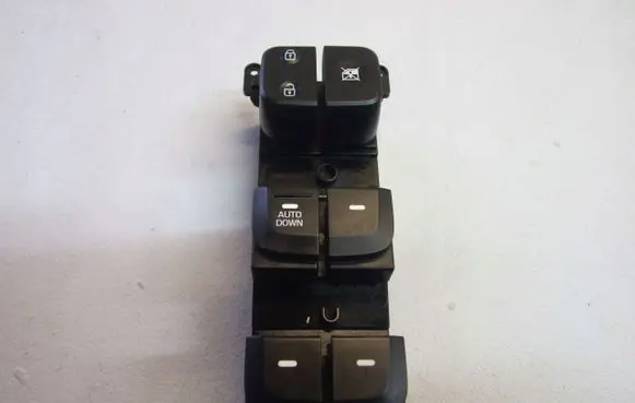 Hyundai i10 Electric window control switch 299122840