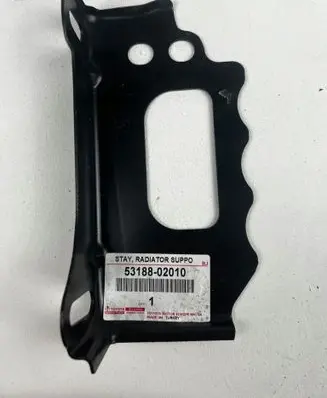 Toyota Auris 150 ACC Distronic radar sensor grill/trim 5318802010TOYOTAOE