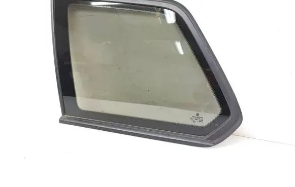 Volkswagen Golf VII Rear side window 5G9845297 43R00048