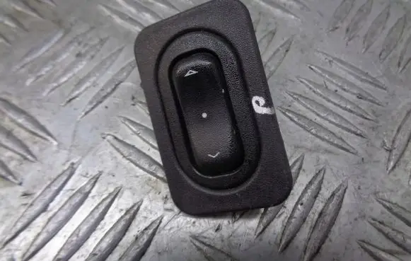 Opel Meriva B Quarter vent window switch 24409207