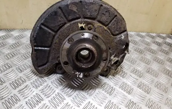 Skoda Yeti (5L) Front wheel hub