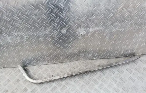 Mazda 5 Sliding door trim 