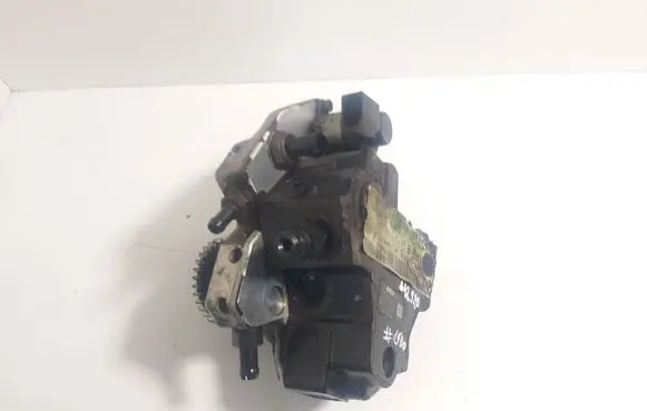 Mercedes-Benz E W211 Fuel injection high pressure pump A6420700201 A64213280705