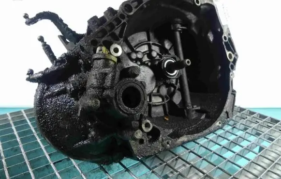 Peugeot Partner Manual 5 speed gearbox 20TE28 IMPRK1317820