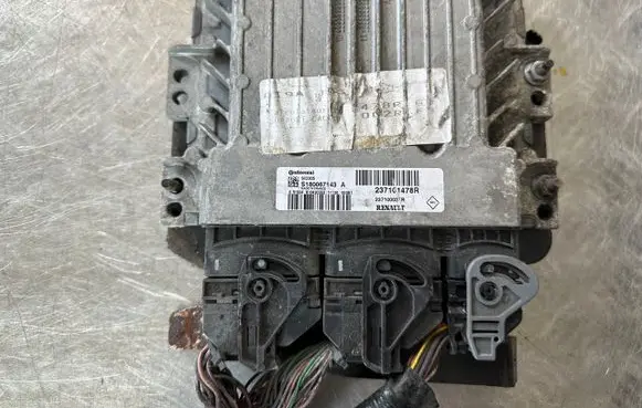 Renault Scenic III - Grand scenic III Engine control unit/module 237101478R