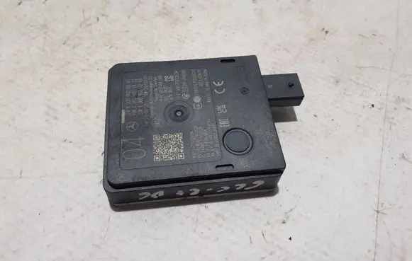 Mercedes-Benz GLC C254 Distronic sensor radar A0009000845