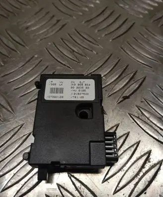 Skoda Octavia Mk2 (1Z) Steering angle sensor 1K0959654 00203500 01947542