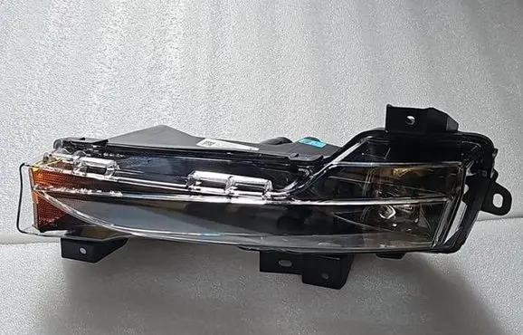 Tesla Model Y Front fog light 1624797-0-A 162479700A 1624797