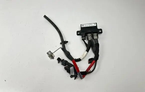 Mercedes-Benz C W204 Charging relay A0009822023