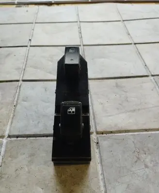 KIA Sportage Electric window control switch
