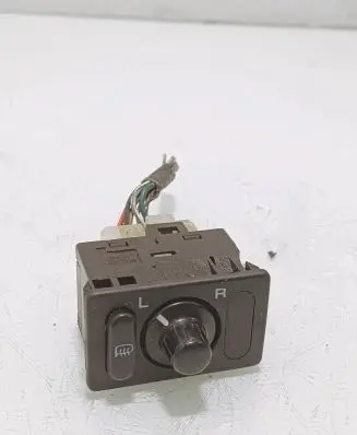 Subaru Legacy Wing mirror switch