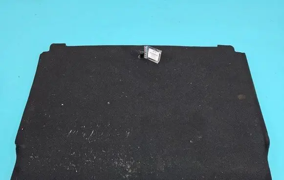 Trunk/boot floor carpet liner