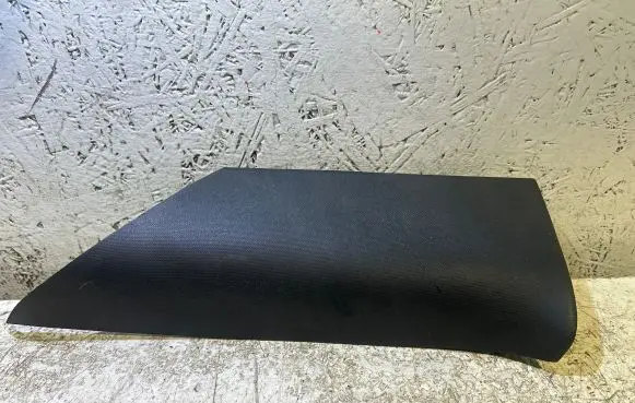 Dodge Challenger (C) pillar trim 1HP72DX9AD 424JNJ24176 DRRH