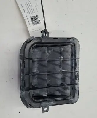 Audi A4 S4 B8 8K Quarter panel pressure vent 8K0819181B