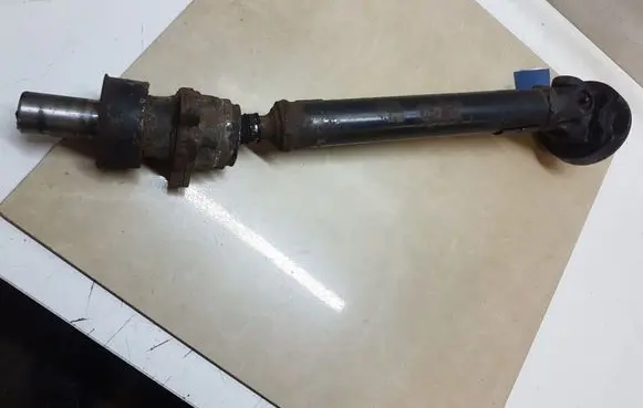 Mitsubishi Pajero Sport I Front prop shaft 