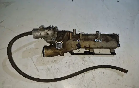 Mercedes-Benz E W212 Intake manifold LF00052