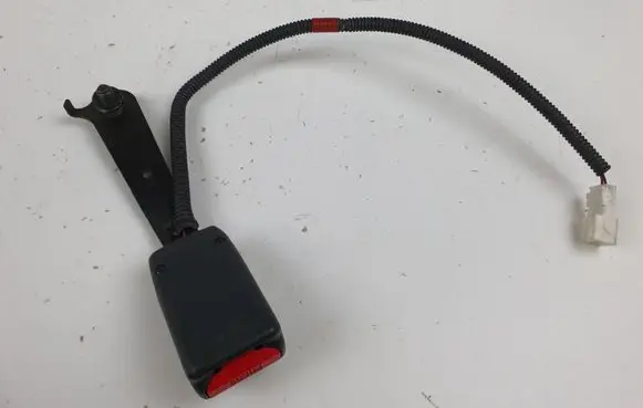 Honda Civic Front seatbelt buckle