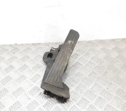 Volkswagen Jetta V Accelerator throttle pedal 1K2723503M 6PV00874501