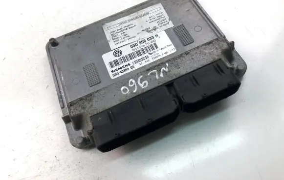 Volkswagen Fox Engine control unit/module 03D906033H