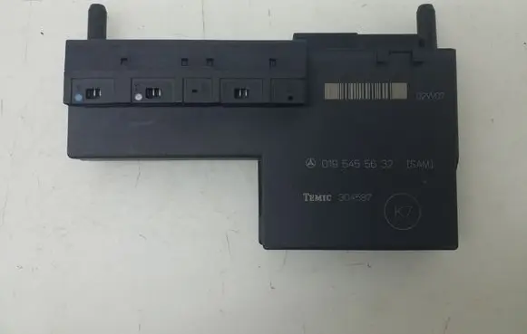 Mercedes-Benz E W210 Fuse module A0195455632
