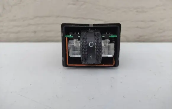 Audi Q5 SQ5 Seat heating switch 8E0963563 4E0963563A