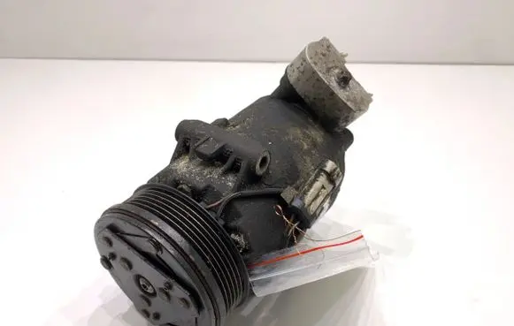 Opel Astra H Air conditioning (A/C) compressor (pump) 401351739