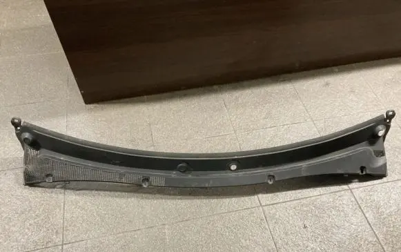 Renault Master III Wiper trim 668110010R