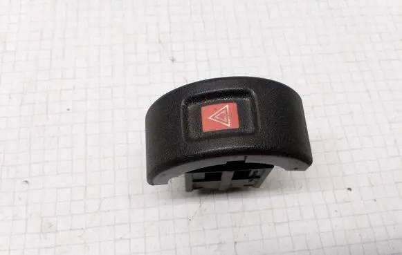 Opel Astra G Hazard light switch 09131728 09138059
