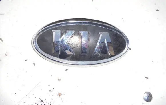KIA Sportage Manufacturer badge logo/emblem HALOGENZALEPKA