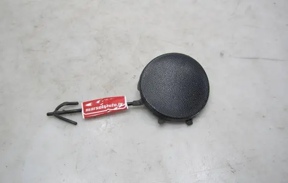 Rear bumper row hook cap/cover