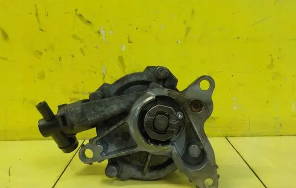 Mercedes-Benz Vito Viano W447 Vacuum pump 17SP39