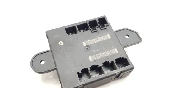 Dodge Nitro Door control unit/module 05026517AA 00404001B0 SW061211