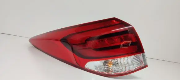 Hyundai i40 Rear/tail lights 924013Z5