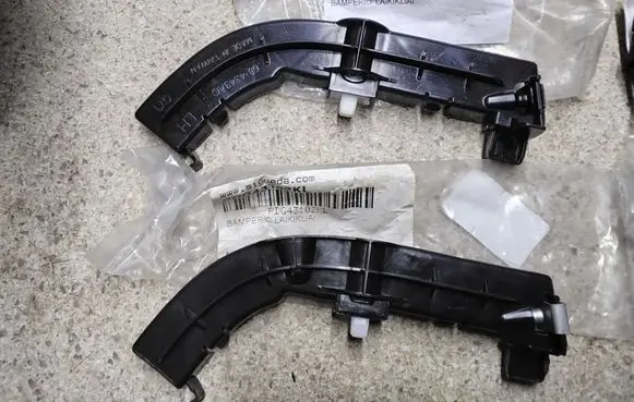 Dodge Challenger Front bumper mounting bracket PDG43102KL PDG43102AL