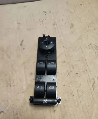 Ford Focus Electric window control switch 3M5T14A132AF 3M5T14A132