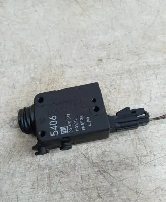 Opel Zafira A Central locking motor 90460062 1101215 5406