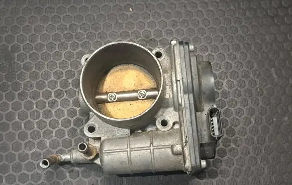 Nissan Qashqai Throttle valve SERA52601 K17262