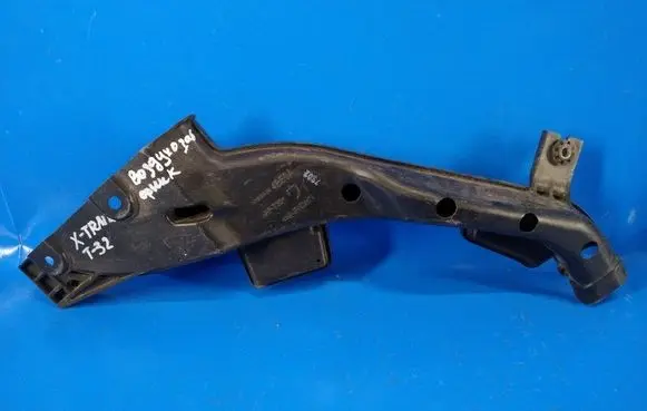 Nissan X-Trail T32 Air intake duct part 165544CL0A