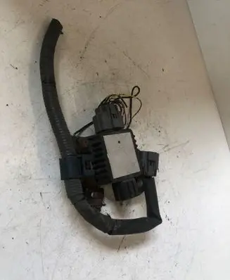 Nissan Primera Coolant fan relay 