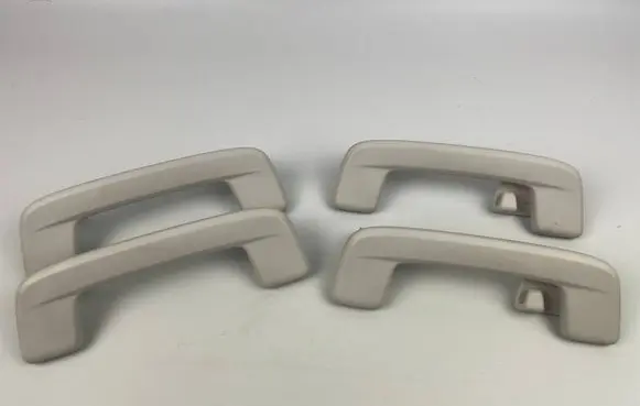 Volkswagen PASSAT B9 A set of handles for the ceiling 5H0857643C 5H0857607C