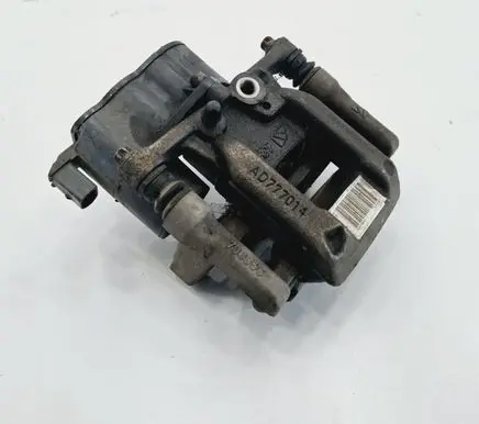 Peugeot 3008 II Rear brake caliper 9819060880