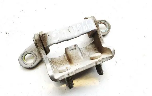 Nissan Primera Tailgate/trunk/boot hinge es78