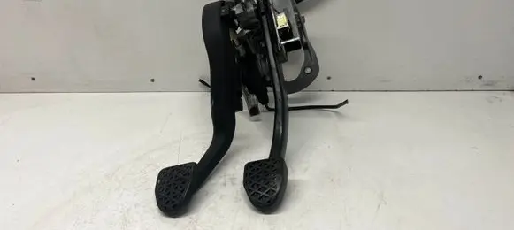 BMW 3 F30 F35 F31 Pedal assembly 6860644 3500686064401
