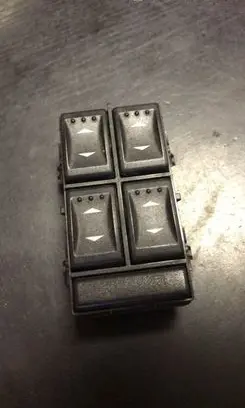 Ford Mondeo Mk III Electric window control switch 3S7T14A132BA