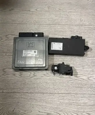 BMW 3 E90 E91 Engine control unit/module 7567178 5WK98085 6943814