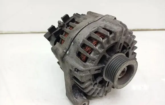BMW 5 E60 E61 Generator/alternator Nbg-3348 P0864976 200818