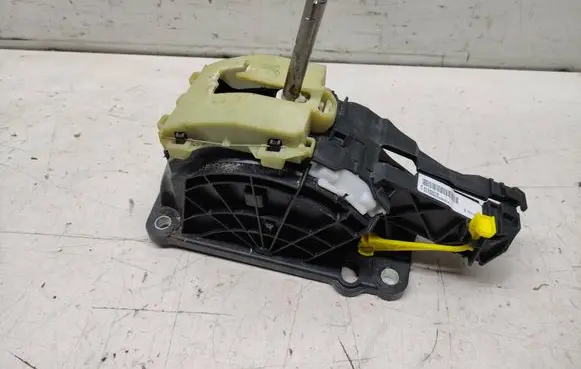 Volvo XC60 Gear shifter/selector 212538